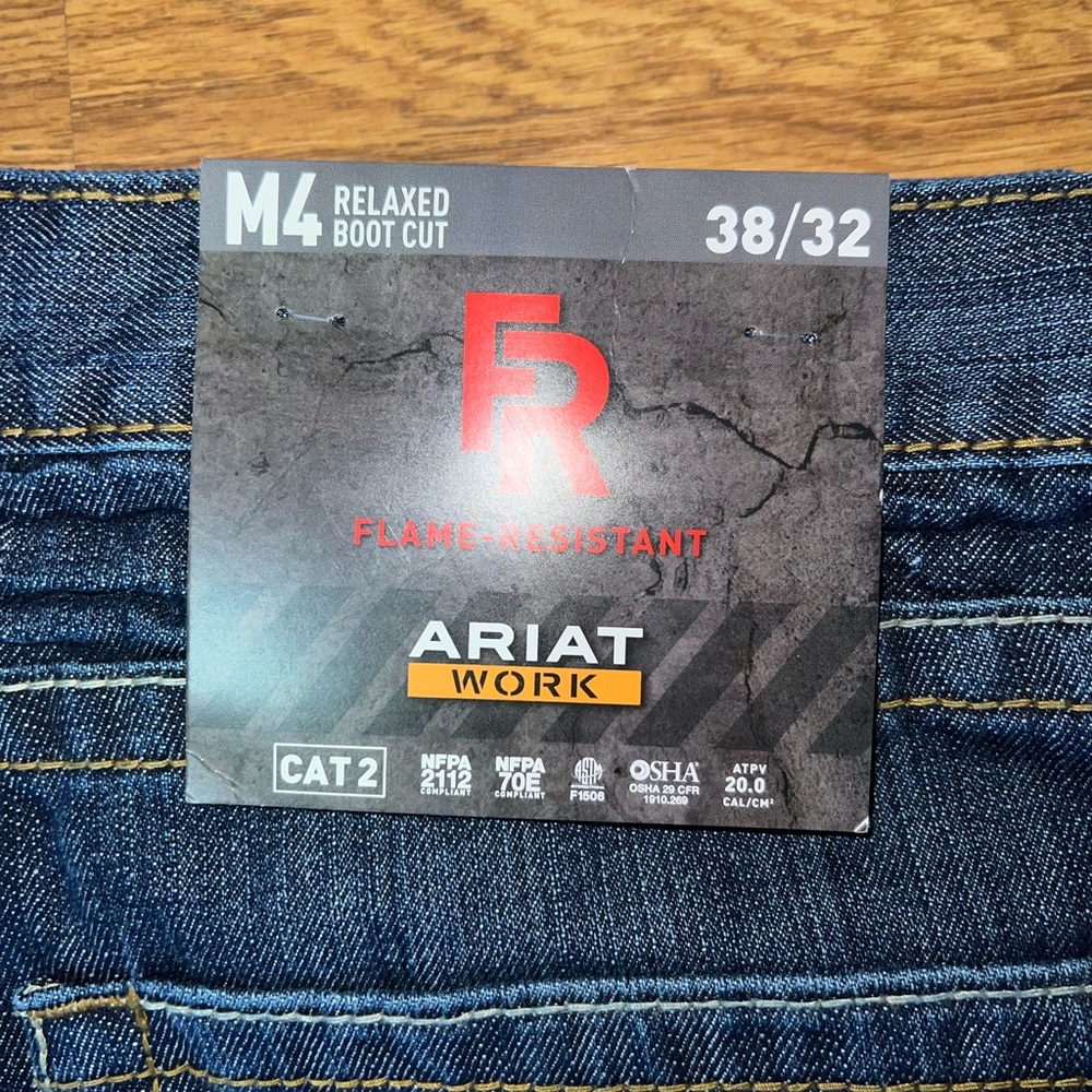⚠️💥Ariat Men’s FR M4 Jeans💥⚠️